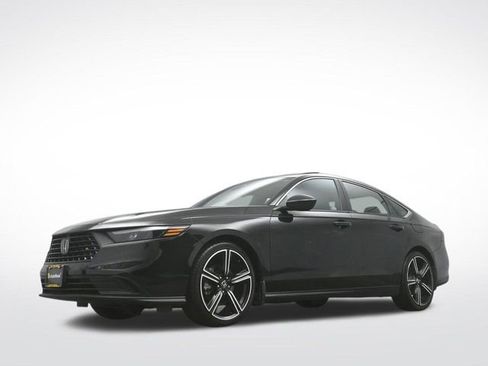 Used 2023 Honda Accord Sport image 34