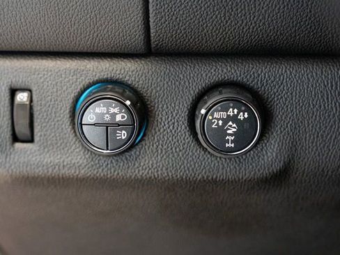 Used 2019 Chevrolet Colorado ZR2 w/ ZR2 Dusk Special Edition image 21