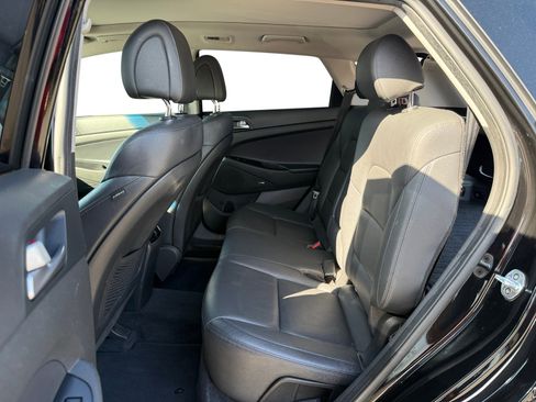 Used 2017 Hyundai Tucson Limited w/ Limited Ultimate Package 03 image 16