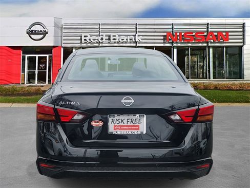 Certified 2024 Nissan Altima 2.5 S image 6