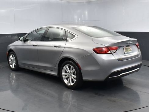 Used 2016 Chrysler 200 Limited FWD image 7