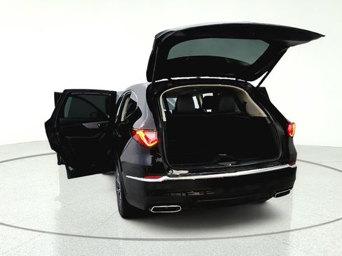 Used 2024 Acura MDX SH-AWD w/ Technology Package image 13