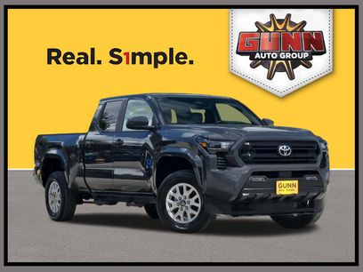 Used 2025 Toyota Tacoma SR5