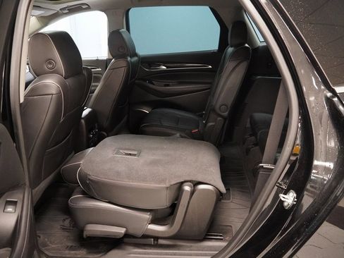 Used 2019 Buick Enclave Avenir w/ Avenir Technology Package image 24