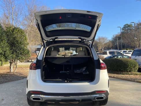 Certified 2025 Mercedes-Benz GLE 350 4MATIC w/ AMG Line Exterior image 9