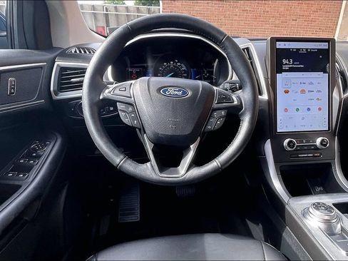 Used 2021 Ford Edge SEL w/ Convenience Package AWD/4WD image 5
