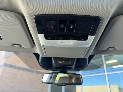 Used 2025 Nissan Rogue Platinum w/ Tech Package FWD image 24