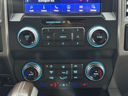 Used 2019 Ford F150 Limited image 22