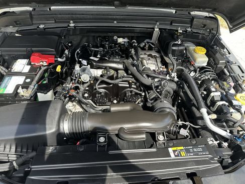 Used 2018 Jeep Wrangler Unlimited Sport S AWD/4WD image 4