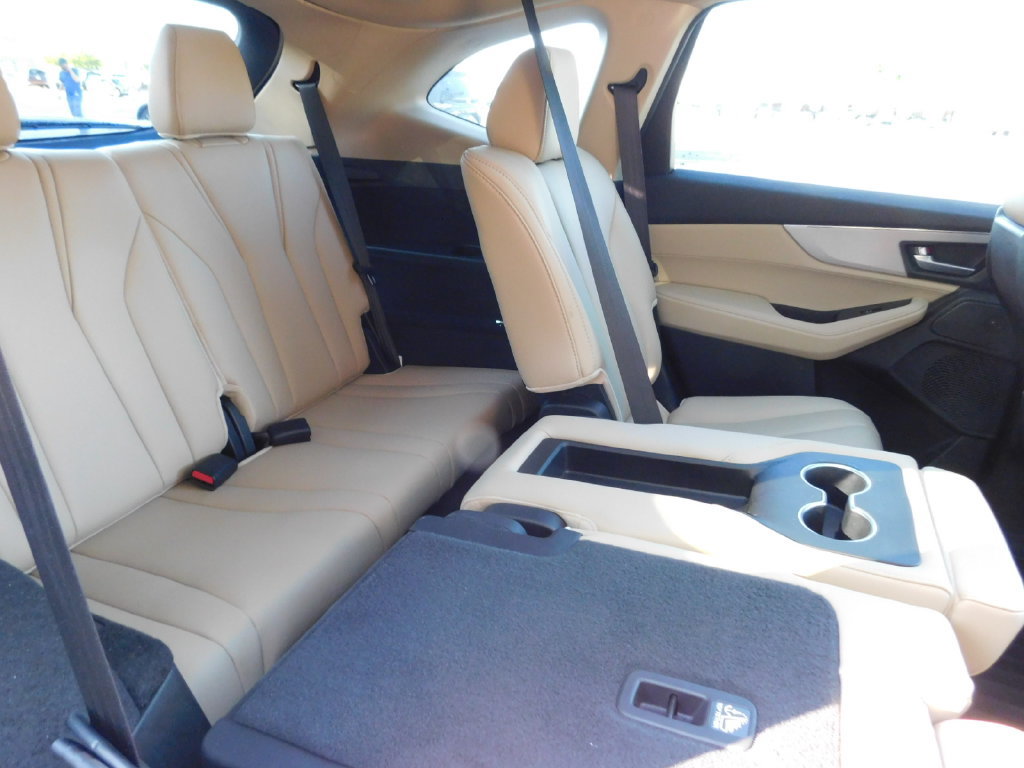 Used 2025 Acura MDX SH-AWD image 5