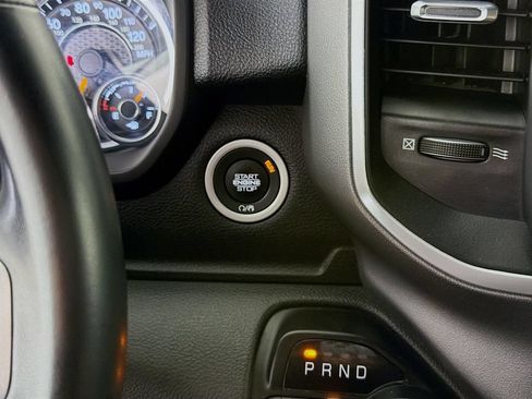 Used 2022 RAM 1500 Big Horn AWD/4WD image 35