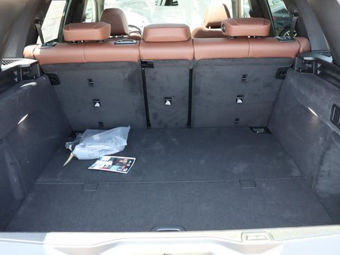 Used 2026 BMW X5 xDrive50e w/ M Sport Package image 24