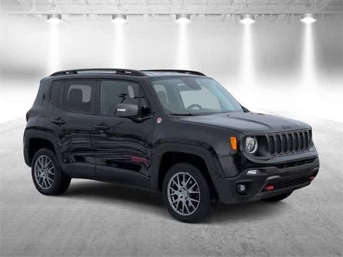 Used 2019 Jeep Renegade Trailhawk w/ LED Lighting Group image 2