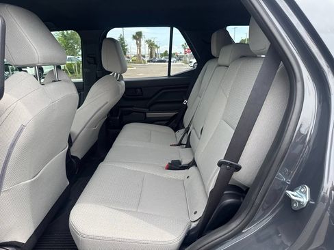 Used 2026 Toyota 4Runner SR5 RWD image 12