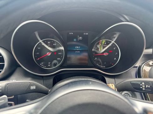 Used 2019 Mercedes-Benz C 300 Coupe image 8