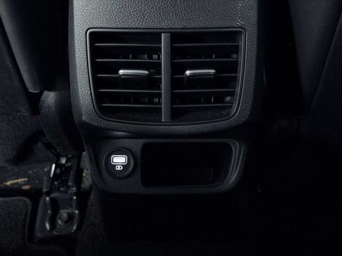 Used 2023 Kia Seltos S w/ Navigation Package AWD/4WD image 18