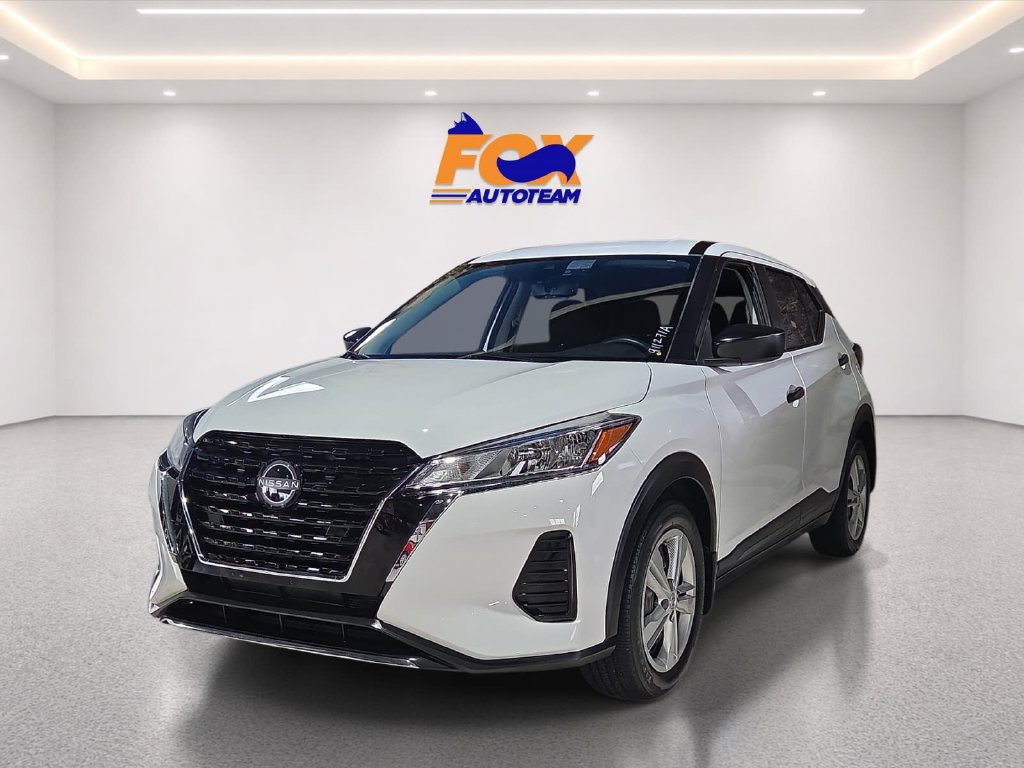 Used 2023 Nissan Kicks S w/ Interior Electronics Package FWD image 1