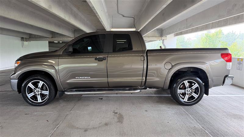 Used 2012 Toyota Tundra 2WD Double Cab w/ SR5 Pkg image 2
