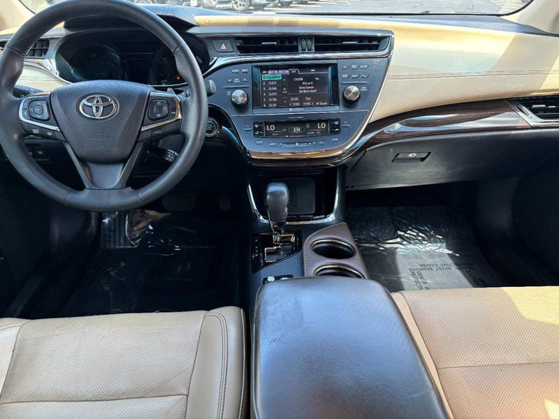 Used 2014 Toyota Avalon Limited w/ Technology Package FWD image 11