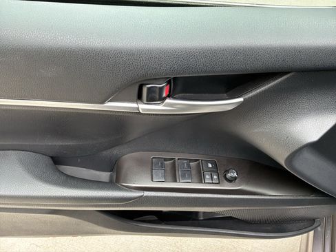 Used 2024 Toyota Camry SE FWD image 15