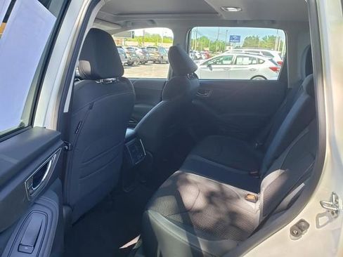 Certified 2023 Subaru Forester Premium AWD/4WD image 11