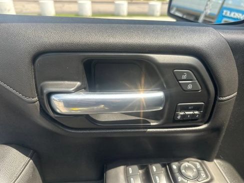 Used 2020 Chevrolet Silverado 1500 LTZ w/ LTZ Premium Package AWD/4WD image 12