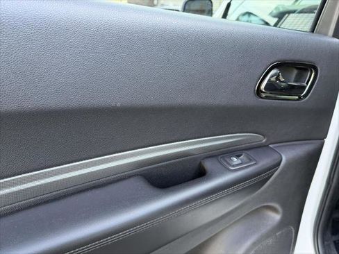 Used 2020 Dodge Durango GT image 11