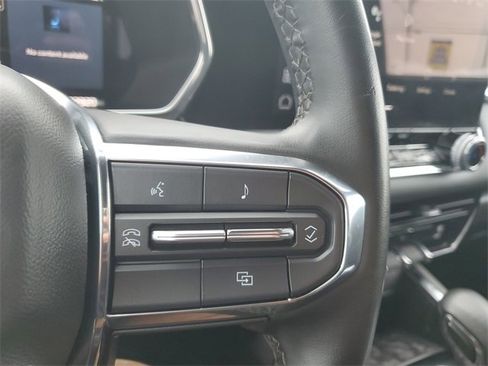 Used 2024 GMC Canyon Elevation w/ Convenience Package image 22