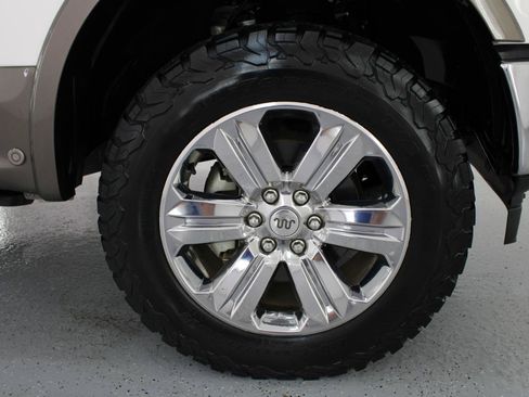 Used 2019 Ford F150 King Ranch w/ Equipment Group 601A Luxury AWD/4WD image 83