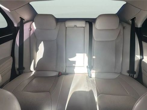 Used 2015 Chrysler 300 C w/ Light Group RWD image 19
