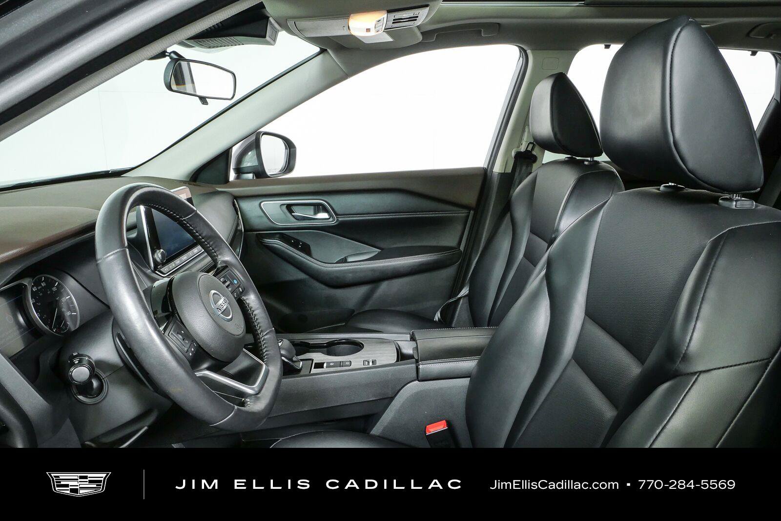 Used 2021 Nissan Rogue SV w/ Premium Package FWD image 5