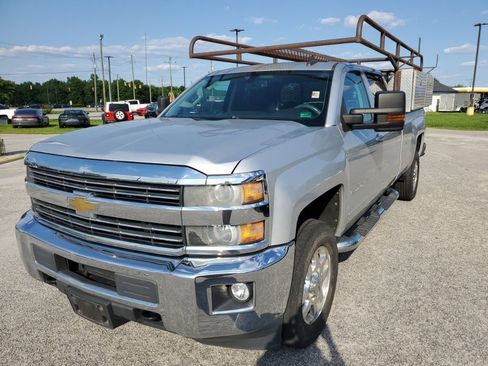 Used 2015 Chevrolet Silverado 2500 LT w/ LT Convenience Package AWD/4WD image 2