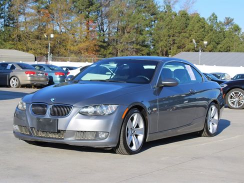 Used 2008 BMW 335i Convertible image 5