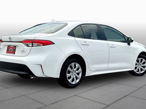 Used 2026 Toyota Corolla LE FWD image 13