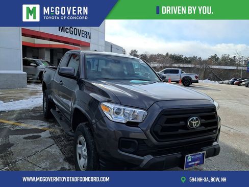 Used 2023 Toyota Tacoma SR image 7