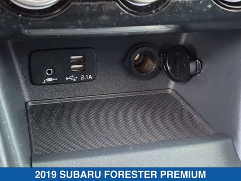 Used 2019 Subaru Forester Premium AWD/4WD image 16