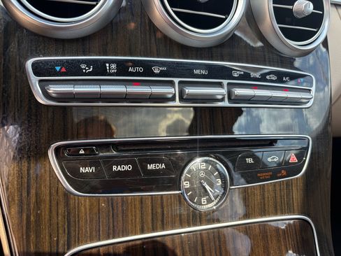 Used 2018 Mercedes-Benz C 300 Sedan image 18