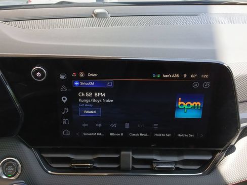 Used 2025 Chevrolet Equinox RS w/ Convenience Package III FWD image 13