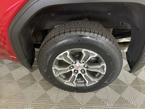 Used 2022 GMC Sierra 1500 SLE w/ X31 Off-Road Package image 11