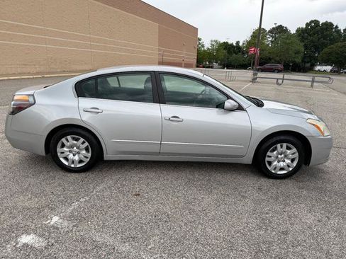 Used 2012 Nissan Altima 2.5 S FWD image 32