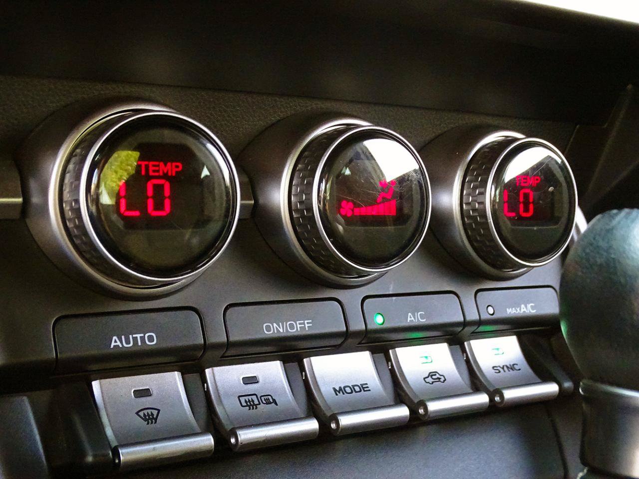 Used 2022 Toyota GR86 w/ ALL Weather Mat Package (TMS) RWD image 32