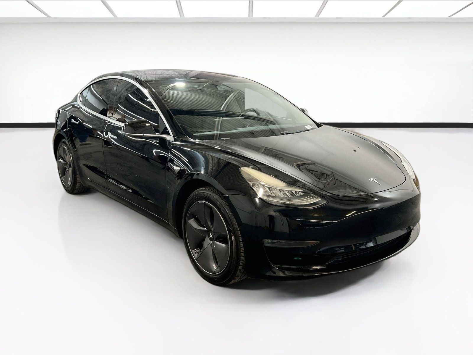 Used 2018 Tesla Model 3 RWD image 3