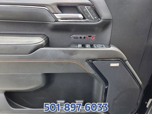 Used 2023 GMC Sierra 1500 AT4 w/ Technology Package AWD/4WD image 32