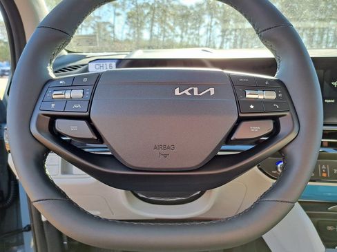 New 2026 Kia Sportage EX AWD/4WD image 9