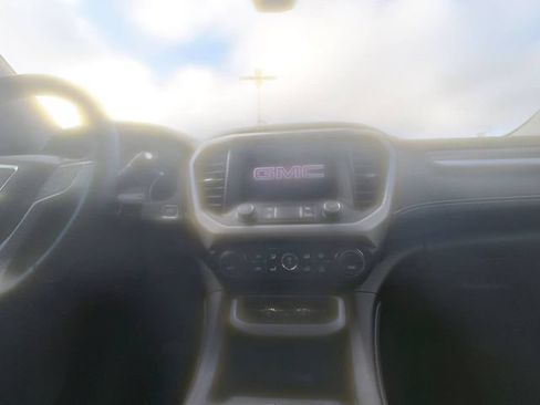 Used 2023 GMC Acadia SLT FWD image 27