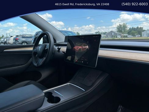 Used 2022 Tesla Model Y Performance AWD/4WD image 15
