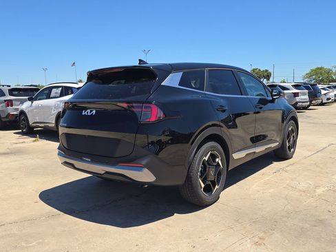 New 2026 Kia Sportage EX FWD image 8