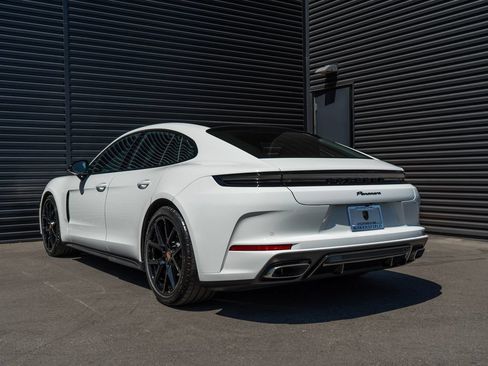 New 2026 Porsche Panamera RWD image 3