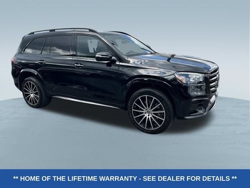 Used 2025 Mercedes-Benz GLS 450 4MATIC image 2