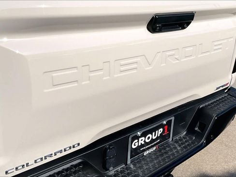 Used 2026 Chevrolet Colorado ZR2 w/ Off-Road Front Bumper Package AWD/4WD image 30